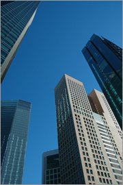 東京の汐留地区に新しく建設された高層ビル群