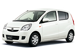 ダイハツがフルモデルチェンジした「ミラ」。写真は「ミラ X 2WD」