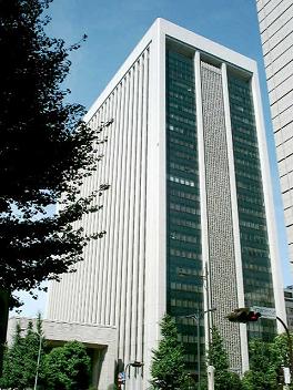 東京スター銀行に契約解除を通告した三菱東京UFJ銀行。無料ATM中止の動きは広がるのか