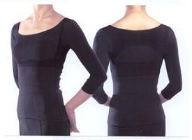 デサントが発売する女性用インナーウェア『シセイスト』（7分袖）