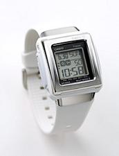 日・米・欧で使えるソーラー電波時計