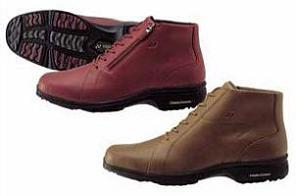 ヨネックスが発売する冬用ウォーキングシューズ「パワークッションアイスキャッチ」