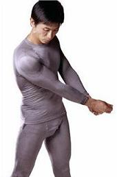 ミズノが発売するゴルフ専用肌着「ヴァーチャルボディデザイン　ブレスサーモアンダーウエア」