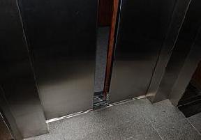 どのエレベーターを選べばよいか心配だ