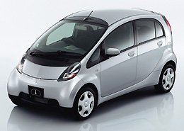 三菱自動車が発売する「i　1st Anniversary Edition」