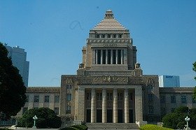 厳しい国会運営を迫られそうだ