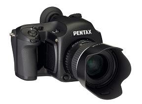 ペンタックスの主力であるカメラ関連事業も振るわない