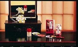 常磐薬品が発売した舞妓のファンデーションと化粧筆