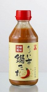 韓国風辛味鍋たれ「胡麻風味鍋たれ」。瓶にはサブタイトル「ちょい辛」の表記も付けた