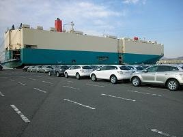 四輪車の輸出が急増している