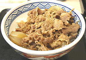 吉野家、松屋、すき家の「牛丼戦争」の行方は？