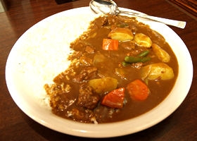 カレーの中にはたくさんのスパイスが含まれている。