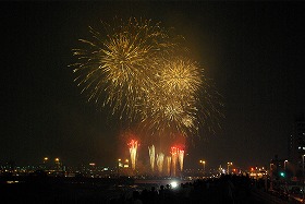 花火大会のない夏は、やっぱり寂しい（写真はイメージ）