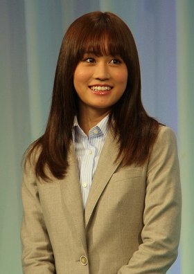 前田敦子「AKB総選挙には出ません」　ツイッターで報告