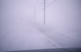 北海道で今夜「ホワイトアウト」襲来か　右も左もわからなくなる恐怖の猛吹雪