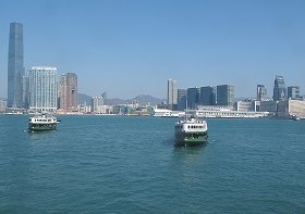 香港では英国籍を維持している人も多い