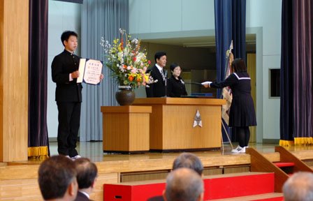 逆境に負けずに羽ばたく【岩手・大槌町から】（38) 