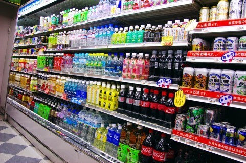 ファミマ、ユニー統合の不安　大株主伊藤忠がどう動くかに注目