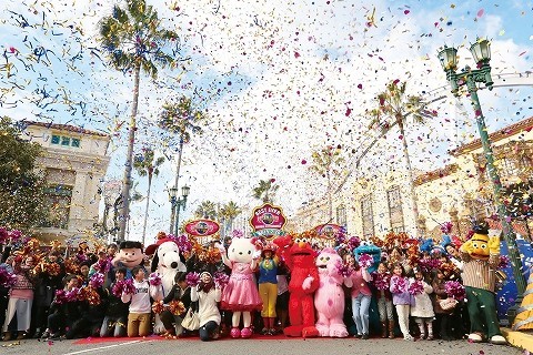 大阪市にあるUSJには年間1000万人以上が入場する。15年2月には年間入場者数の最高記録を更新した