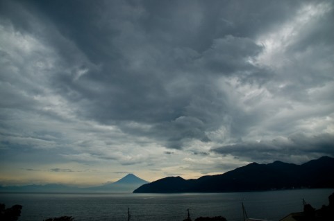 気温上昇を見込んで現実的な対応を　被害に備える「温暖化適応計画」に注目