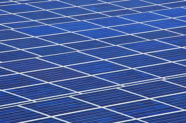 政府の電源構成案に指摘　IEAが「再生エネもっと導入できる」