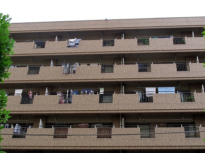 相続税対策に建設相次ぐアパート　思わぬ落とし穴が待っていた！