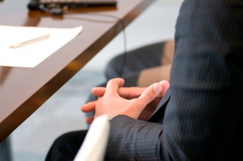 「正社員を望む」派遣をブチ切れさせた　東京新聞・長谷川氏コラムが話題