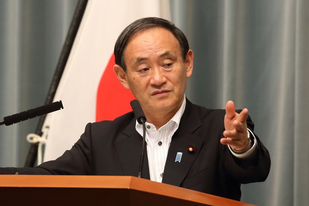 菅官房長官、翁長知事と「お会いして粘り強く説明」