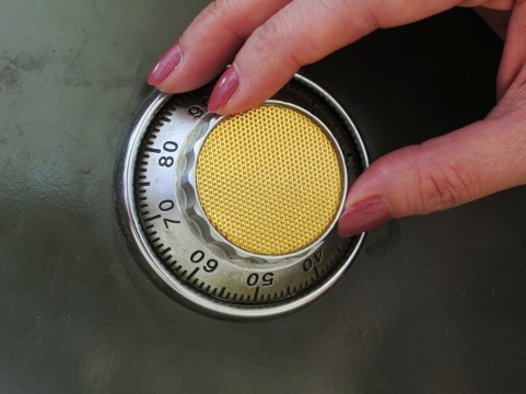 休眠預金「年間500億円超」を活用へ　議員立法最終調整、今国会で成立の見通し