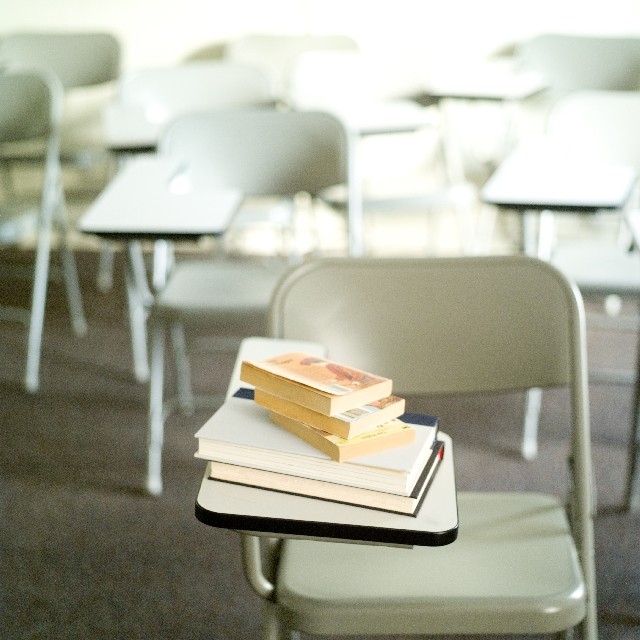 文系学部の未来やいかに(画像はイメージ)
