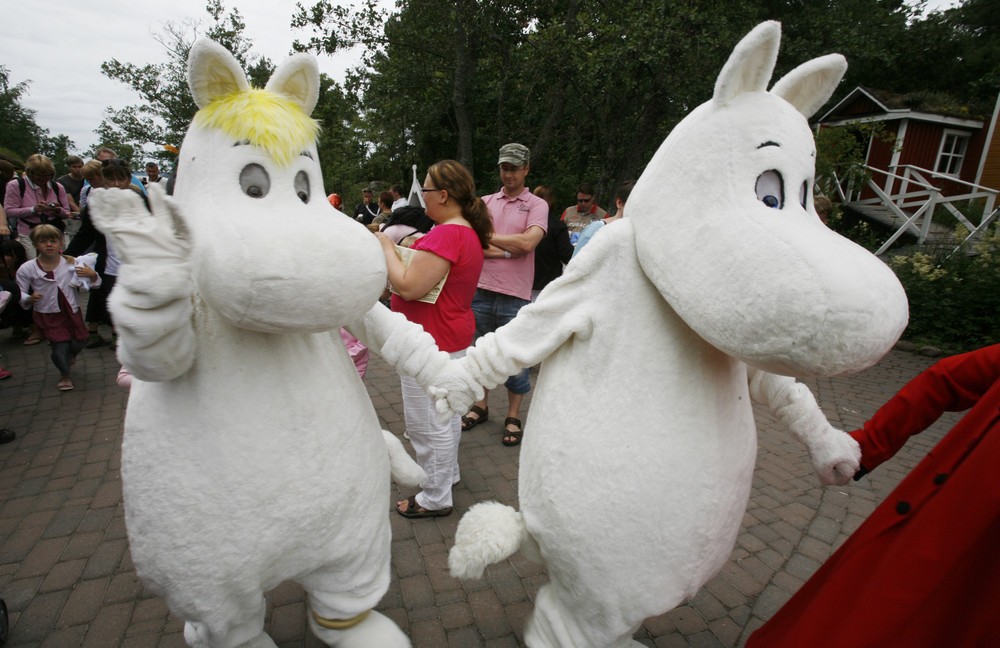 普段は「すっぽんぽん」のはずのムーミン　作品によってはなぜか水着姿もある不思議　　