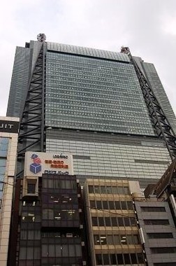 上重アナの表情が超スッキリ!! 「天敵」加藤が夏休みだから？