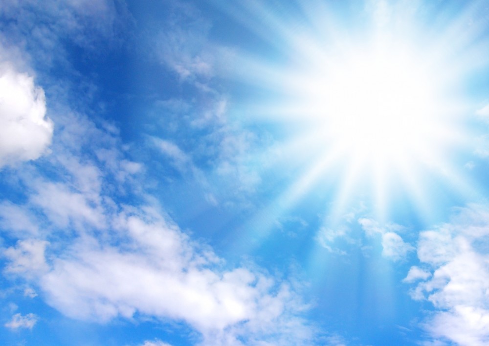  真夏の猛暑は国民の消費に大きな影響