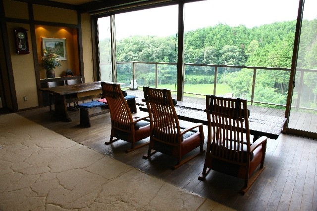 増える外国人旅行者、高まる「民泊」ニーズ　 日本でも「Airbnb」が急成長