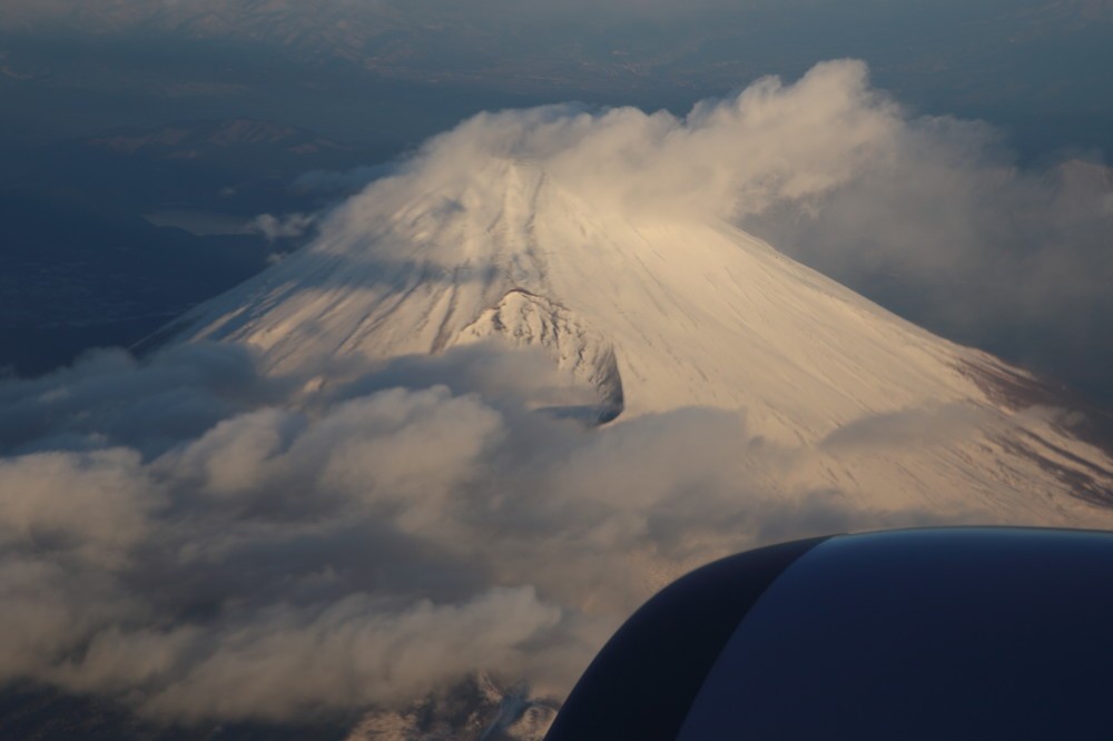 外国人観光客にとって富士山は日本のシンボルだ