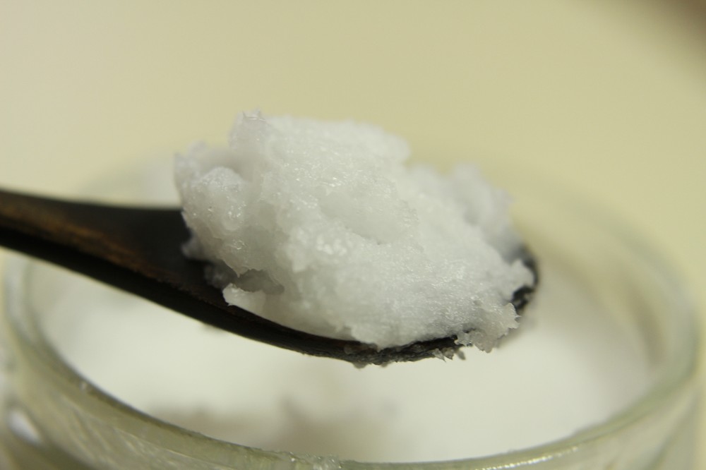 ココナッツオイル　「ボケない、老けない、太らない」奇跡のオイルの秘密