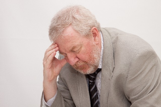 70歳でも黒々アフロヘアーが凄い　薄毛、白髪用シャンプー術伝授