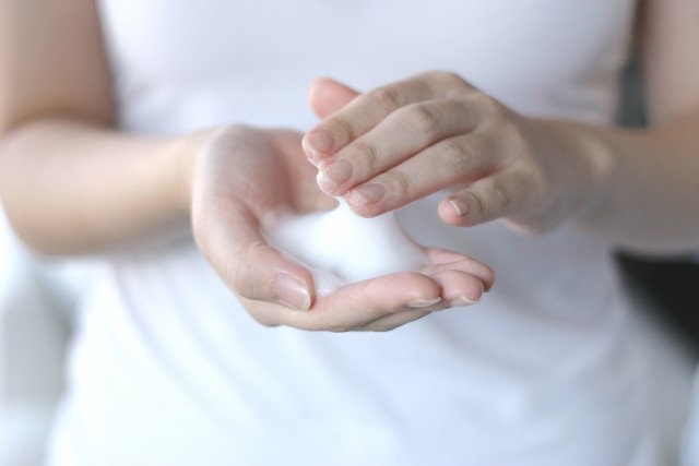 秋の乾燥肌ほったらかすとシミ・シワに　美肌女医が伝授する3つの簡単ケア