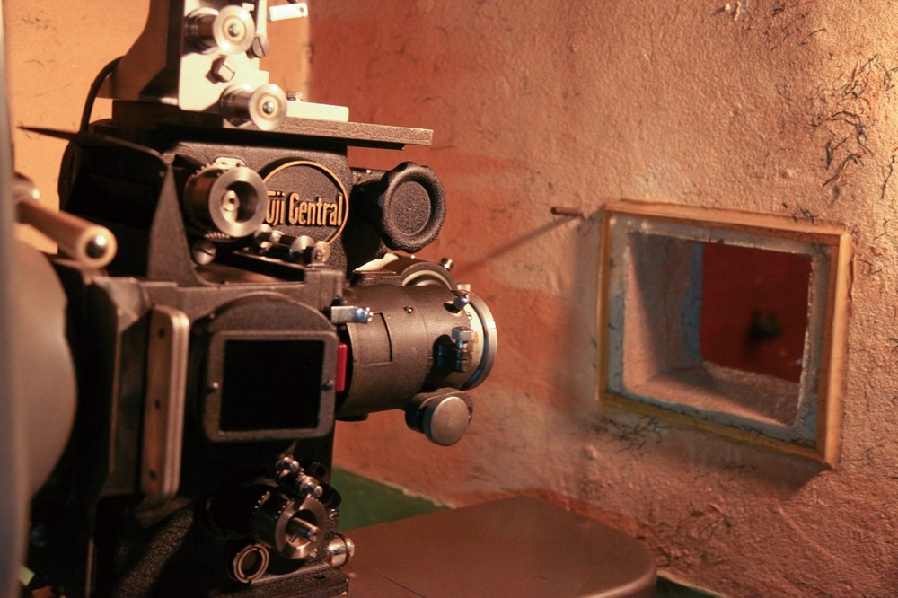 「伝説の大女優」のまま逝った原節子さん　 「引退」から完全沈黙の53年に流れた「憶測」