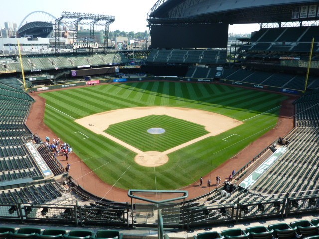 日ハム・大谷、倍増2億円「契約更改」　5年後大リーグ「2億ドル」も夢ではない