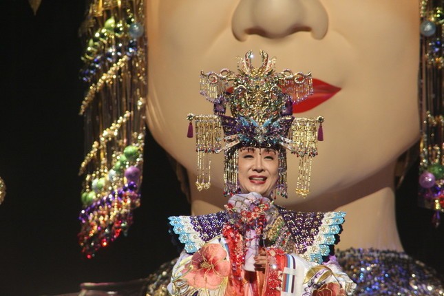 2009年にも「メガ幸子」がお目見え（写真は2009年のリハーサル時）