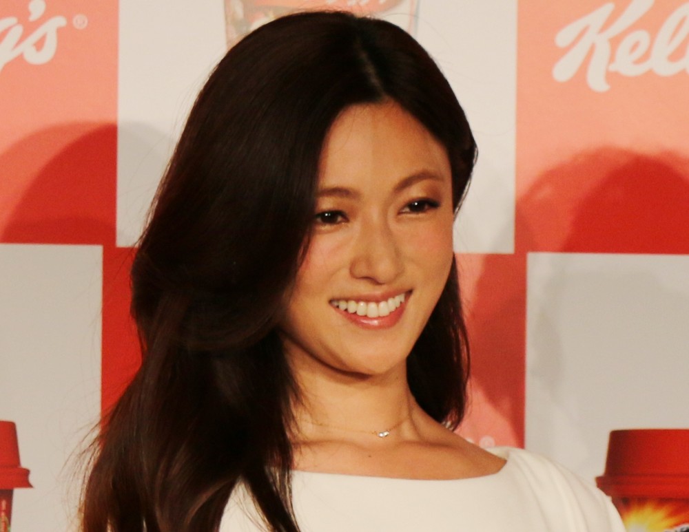 33歳深田恭子がネットで再沸騰 「なんで昔よりかわいくなってんだよ」