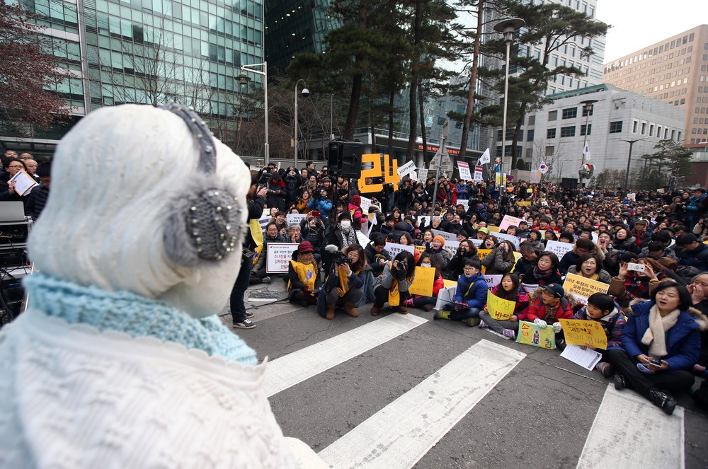 「『挺対協』派」以外の慰安婦は日韓合意に肯定的　撤回を主張している団体に拒否感も