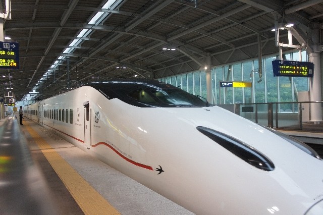 長崎新幹線、途中乗り継ぎで「22年度開業」を死守　博多－長崎の時間短縮は10分あまり