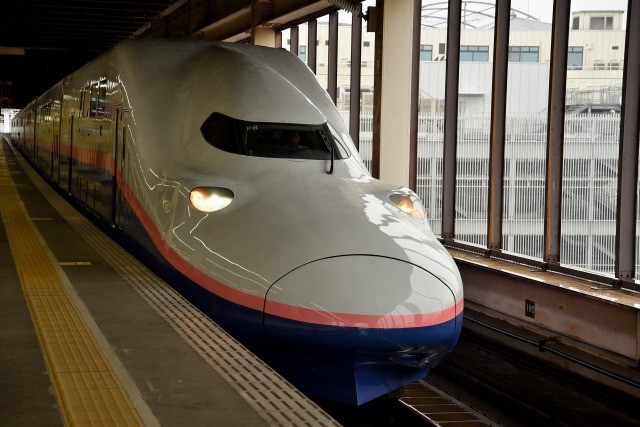 高崎線トラブルで「新幹線」振り替え輸送　「生まれて初めて」と驚きの声相次ぐ