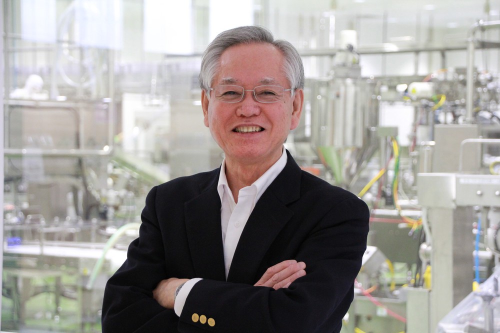 ミヤカン社長・寺田正志さん。2015年4月に竣工した新工場で