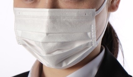 女性の「マスク美人」願望が止まらない　相次ぐ新商品、もはやファッション