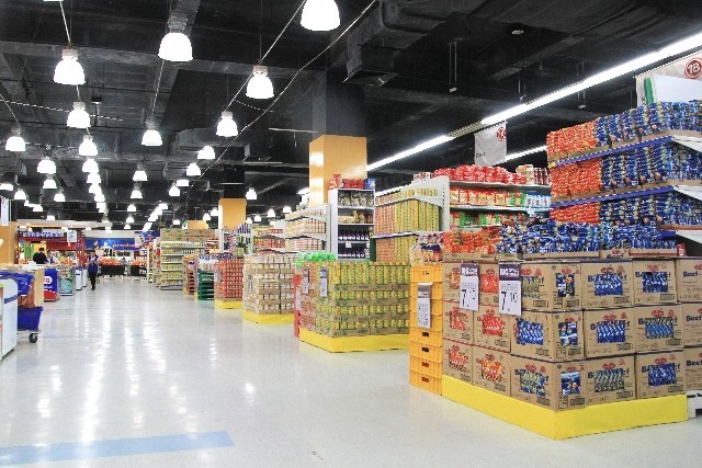 「万引き女性保安員」勤務中に財布盗んだ驚きの「言い訳」 犯行の一部始終が監視カメラに映っていた