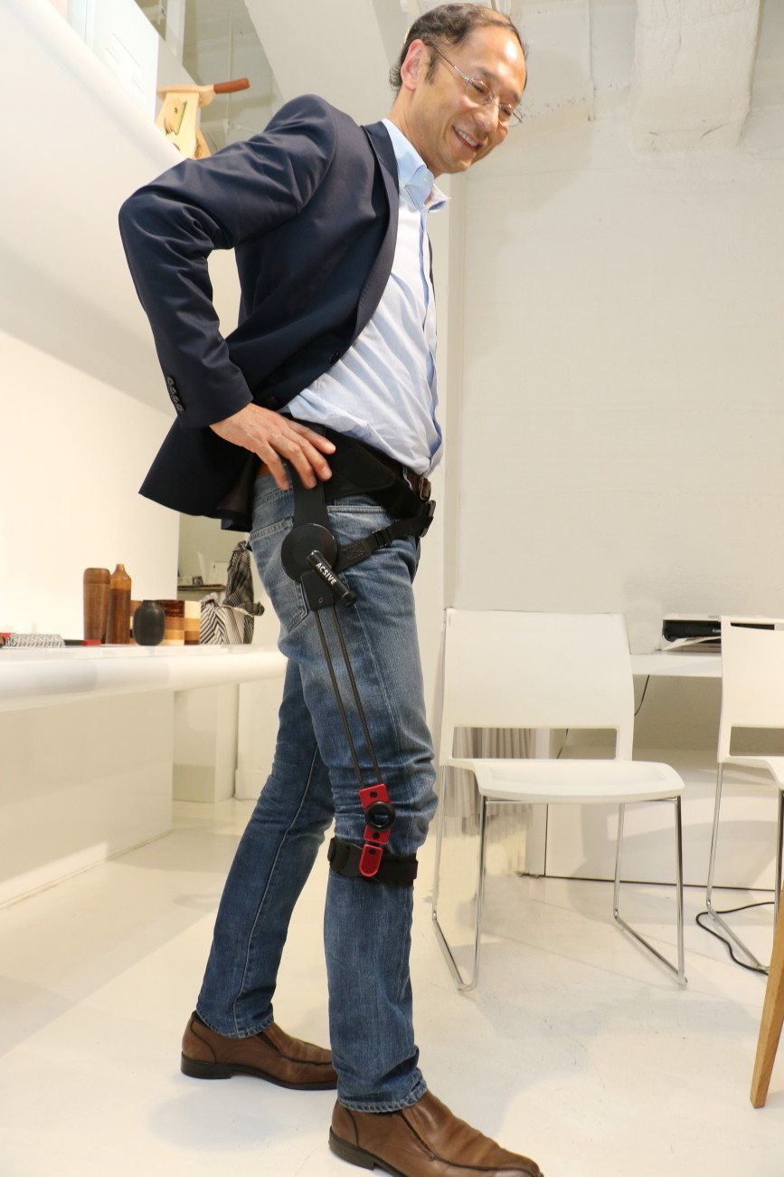 歩行支援器アクシブ（右足用）