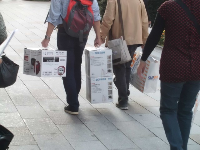 中国人「爆買い」は消えてしまうのか？　中国の輸入品関税大幅引き上げの衝撃